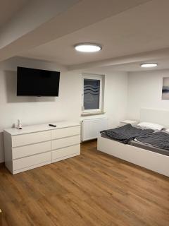Home-for-you-Ferienwohnung Monteurwohnung - Buchen - 8