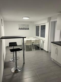 Home-for-you-Ferienwohnung Monteurwohnung - Buchen - 2