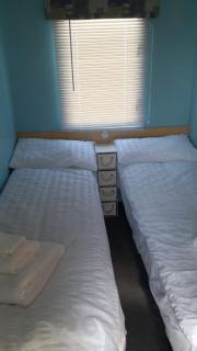 Holiday Caravan - Clacton-on-Sea - 2