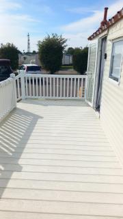 Holiday Caravan - Clacton-on-Sea - 5