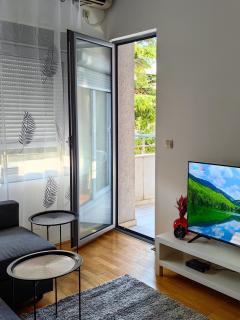 Sunny Days - Budua - 8