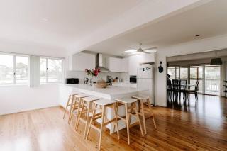 Four Quarters - a Home away from Home - Currarong - 5