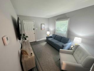 Duplex Hideaway in Saint Charles MO - St. Charles - 6