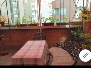 Espacioso departamento - 2