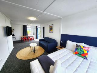 Urban Lounge Sleepery - Rotorua - 0