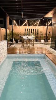 Seacove Villa w/ Heated Jacuzzi in Laiya Batangas - San Juan - 8