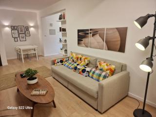 City Center Apartment - 8