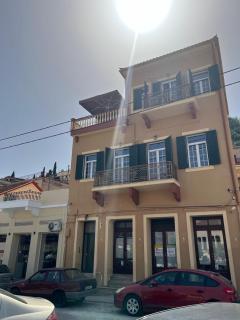 AMFITRION CITY - Gythio - 4