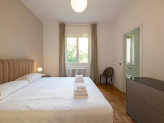 Big apartment close to Bocconi / Humanitas / IEO - Milan - 2