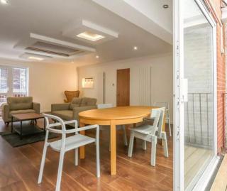 Barbican Pad by condokeeper - London - 3