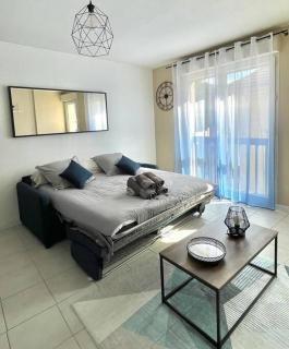 Studio Cozy avec Terrasse en centre ville ! - Roissy-en-Brie - 5