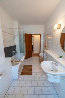 RR - Comfortable Apartment 60 qm - Central - WIFI - 3