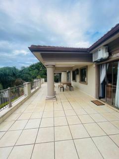 Palms On Byrne: Where Elegance Meets Serenity - 9