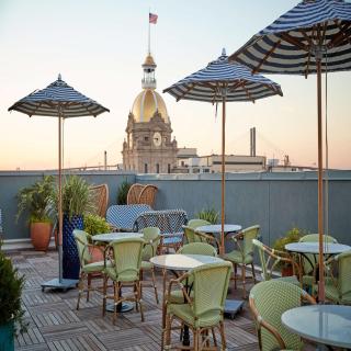 The Drayton Hotel Savannah, Curio Collection by Hilton - 5