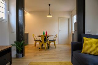 Sapiti Modern by Mmega - Florence - 1