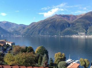 Hortà - Charming Attic with Rooftop Lake View - 2