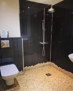 Annie the Annex, A self contained home from home fully equipped space with street parking - Ilkeston - 7