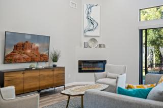 Modern Luxury Home in West Sedona with Hot Tub - Sedona - 1