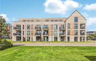 2 Bedroom Cozy Apartment In Nordstrand - Nordstrand - 1