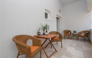 Pet Friendly Apartment In Baska Voda - 2