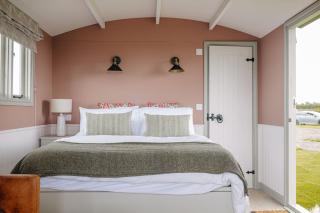 Barley Shepherd Hut - Snettisham Meadows - King's Lynn - 9