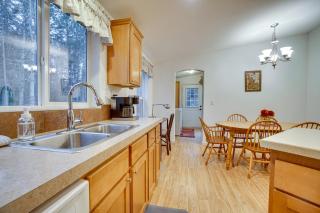 Pet-Friendly Cascade Vacation Rental with Fire Pit! - Cascade - 3