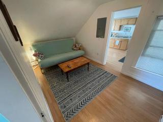 Centrally Located Winooski Apartment - Winooski - 3