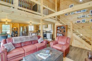 Secluded Cabin with Mtn Views about 33 Mi to Bigfork! - 5