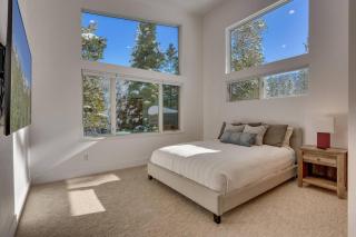 Palisades Tahoe Mountain Oasis - Olympic Valley - 5