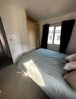 2 Bedroom Caravan With Sea Views - Eastchurch - 4