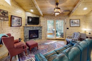 Blackbear Log Cabin - Morrisville - 9