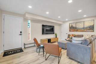 Pacific Northwest Retreat Duplex 3min from Seattle - Tukwila - 2