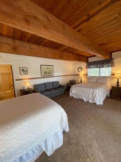 Berkshire Inn - 7