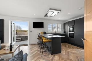 The Paddock - Lovely Cottage with Hot Tub - 5