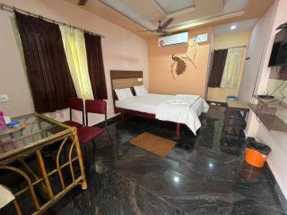 Sri Murugan Beach Paradise Hotel - 9