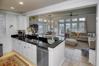 Steps to Beach Club, Multi-Level WaterColor Condo, Slps 4, Perfect Location! condo - 8