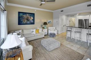 Steps to Beach Club, Multi-Level WaterColor Condo, Slps 4, Perfect Location! condo - Santa Rosa Beach - 3