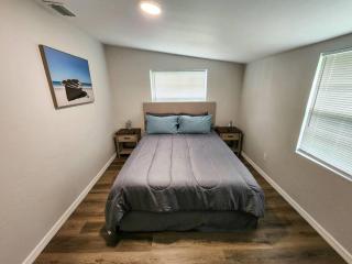 Astor River House with 2 private boat slips - 1