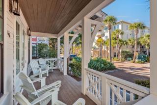 Luxurious "CAREFREE COTTAGE" in SEACREST BEACH Walk to the Beach, Steps to the Pool & Tram 3 BR home - Panama City Beach - 9