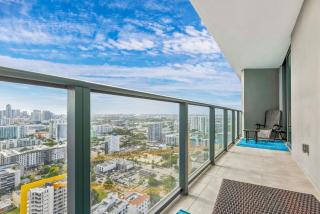 Exclusive High-rise Condo in Edgewater Miami - Miami - 2
