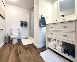 Whimsical apartment near downtown Winooski - Winooski - 7