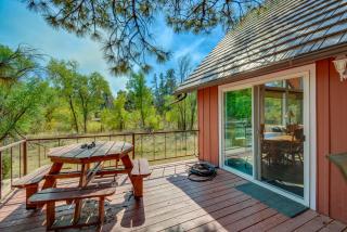 Less Than 2 Mi to Dtwn Prescott Cabin with Furnished Deck - Prescott - 9
