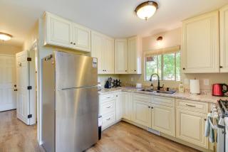 Less Than 2 Mi to Dtwn Prescott Cabin with Furnished Deck - Prescott - 3
