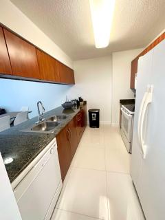 36th floor Brickell bay view 1BR 2 Queens and Sofa Bed - Miami - 2