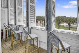 Beach and Gulf Views from the Center of Seaside! condo - Santa Rosa Beach - 9