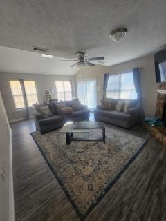 Relaxing Oasis with Pool Gazebo in Family-Friendly Neighborhood - Montgomery - 6