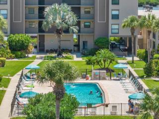 Pet-friendly 2-bed Condo With Amazing Waterfront Views - Clearwater Beach - 9