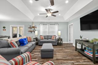 Coral Cabana - 3BD 2BA Home Close to Beach w/ optional Golf Cart! - Panama City Beach - 2
