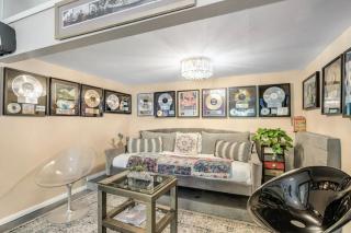 The Malibu Retreat Guest House - Salt Water Pool & Jacuzzi, Nature Oasis - 9