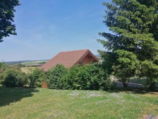 Chalet cosy avec jardin, parking et recharge VE aux portes des Vosges - FR-1-584-16 - - 2